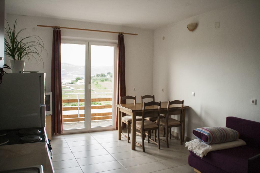 เฮาส์ บักลิยา Apartment ลุมบาร์ดา ห้อง รูปภาพ