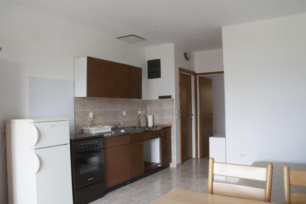 เฮาส์ บักลิยา Apartment ลุมบาร์ดา ห้อง รูปภาพ