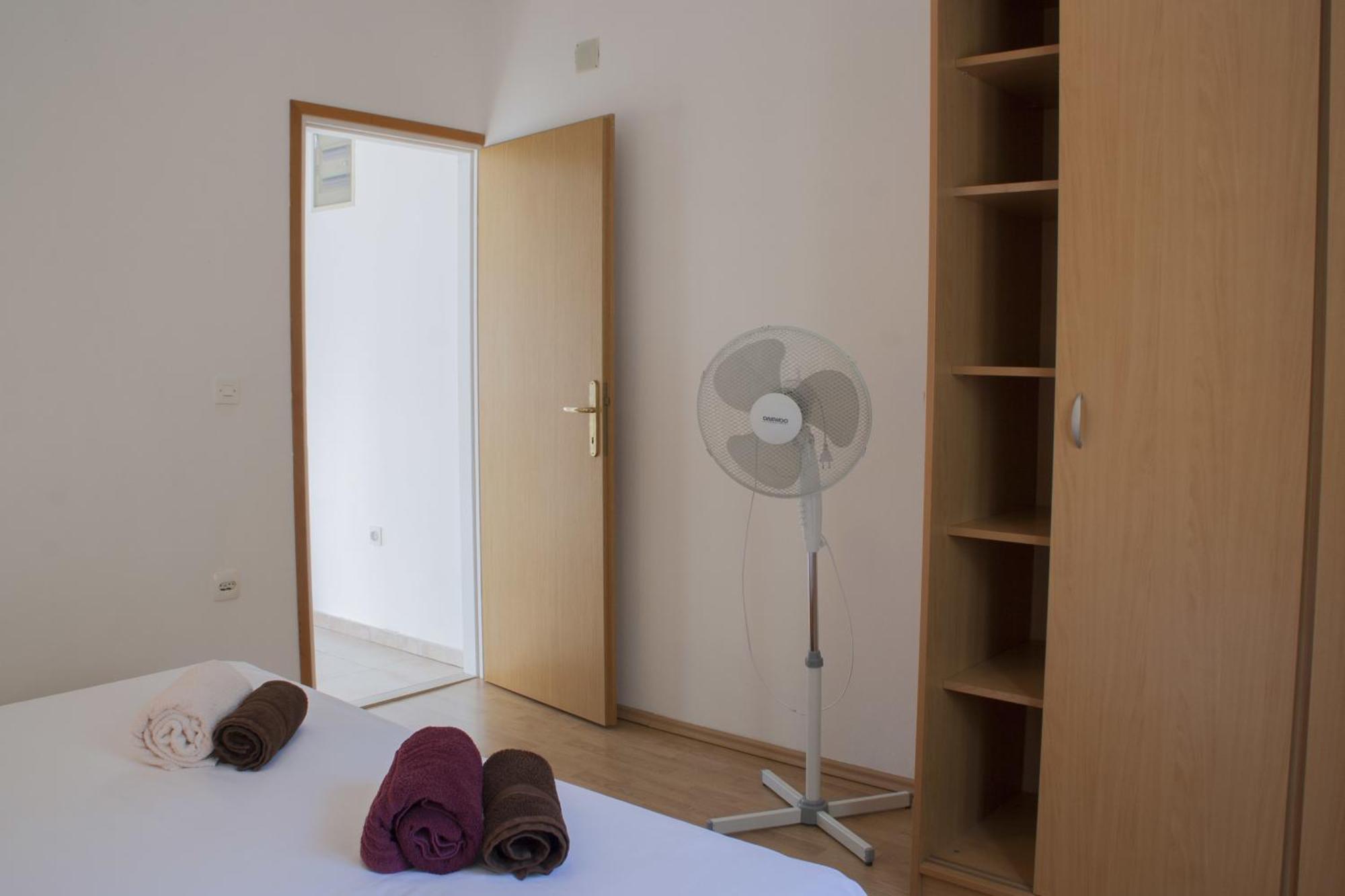 เฮาส์ บักลิยา Apartment ลุมบาร์ดา ภายนอก รูปภาพ